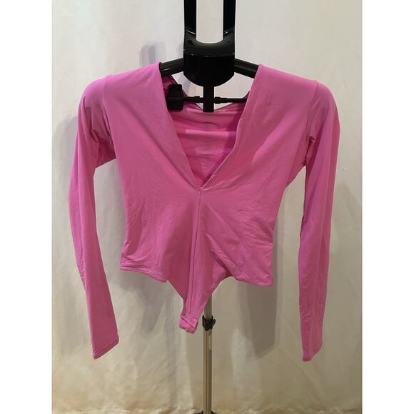 SKIMS Tops - NWT Skims Hot Pink Deep Plunge Long Sleeve Body Suit size M